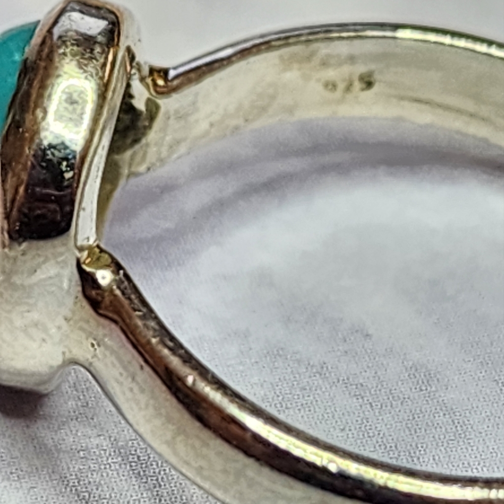 Contemporary Turquoise and Sterling Ring - Picture 3 of 5